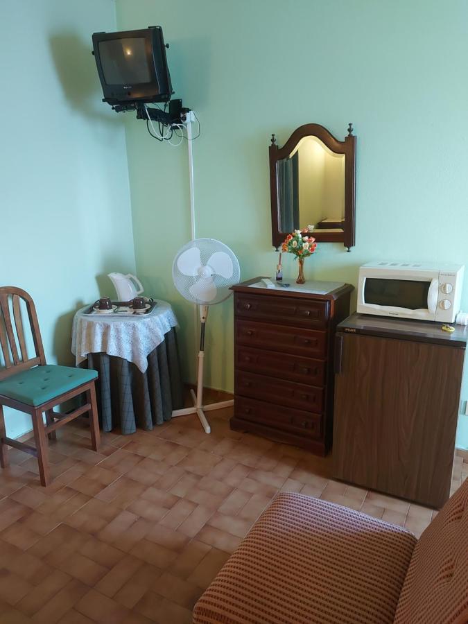 Guest House Pacifica Quarteira Esterno foto