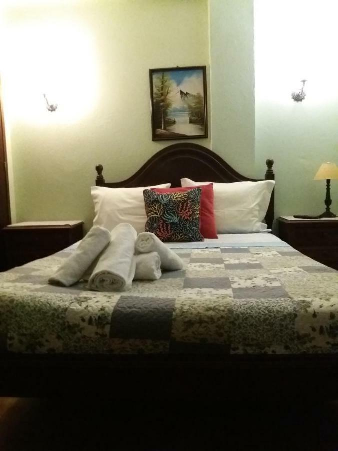 Guest House Pacifica Quarteira Esterno foto